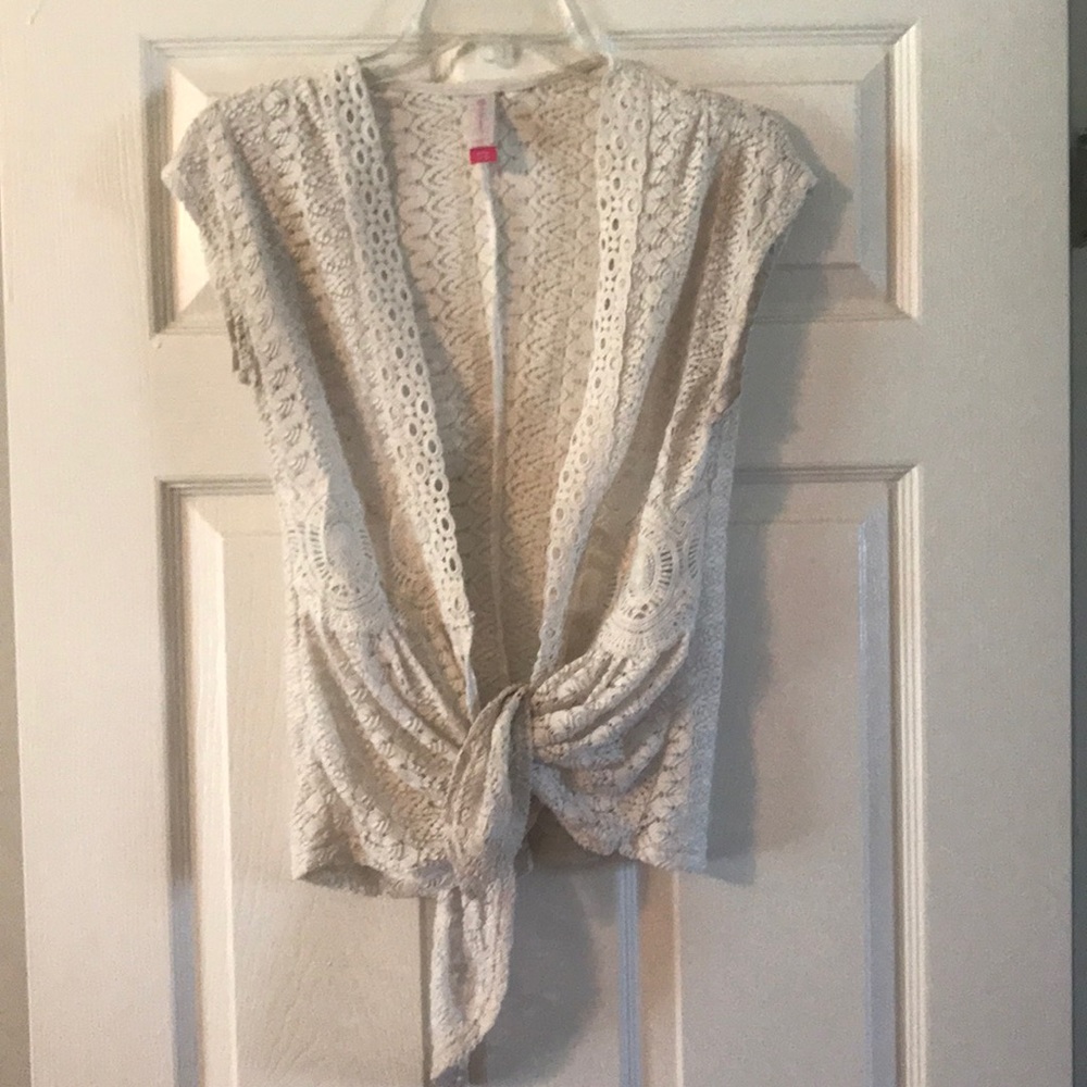 White shirt sleeve cover